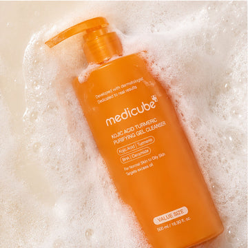 Nettoyant à l'acide kojique Medicube Gel purifiant au curcuma 500 ml